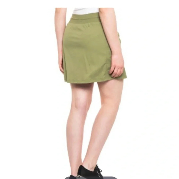 Telluride Stretch-Woven Ripstop Skort Oil Green Size Small - Picture 1 of 7